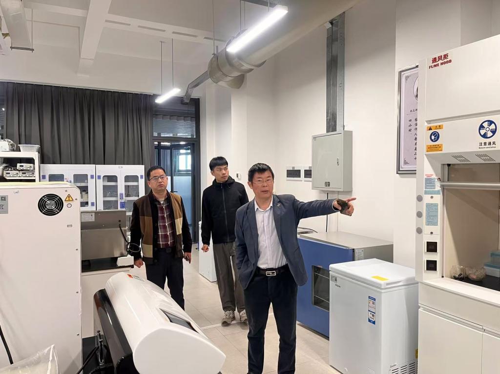 018AEB4CB9700979C88AC8C8B4C_BCB38B00_15D18 018AEB4CB9700979C88AC8C8B4C_BCB38B00_15D18