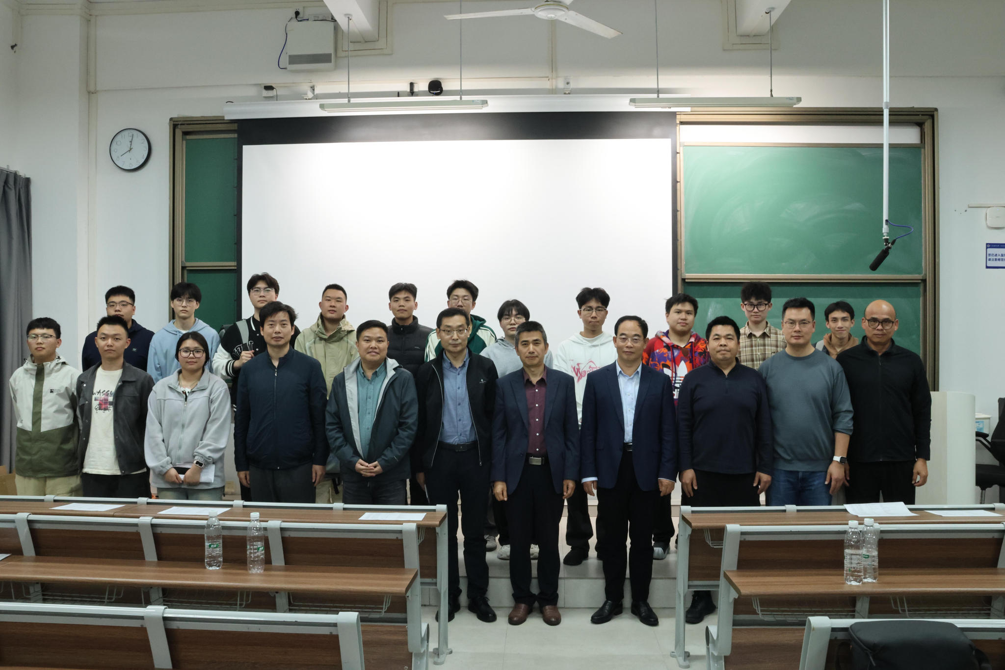 F0972D96857082CFDB695ED2310_D272CF01_442106