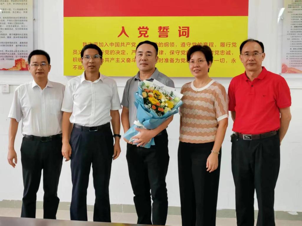 1F3B0DB09A1B3FD2466625E112C_975CE515_14CF5