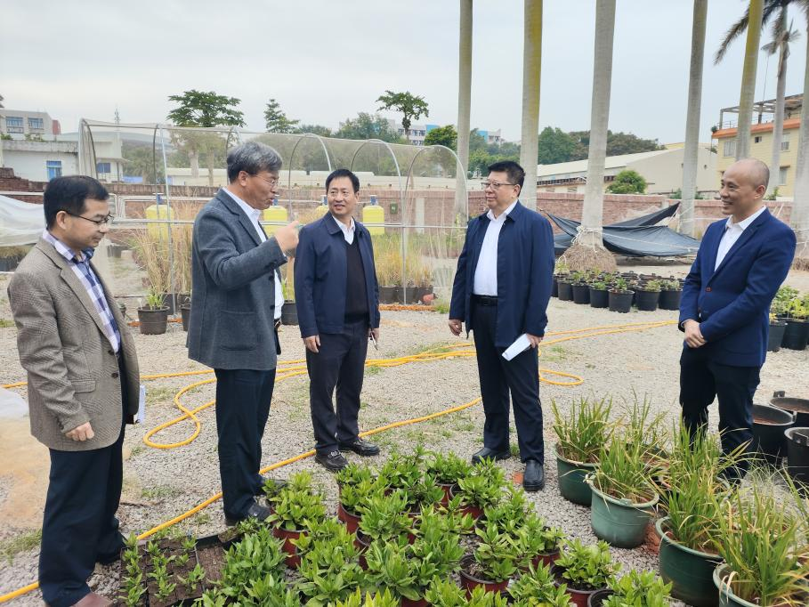 F4D6E230F7093F3C6D339B6C913_7F14BA2D_FD418