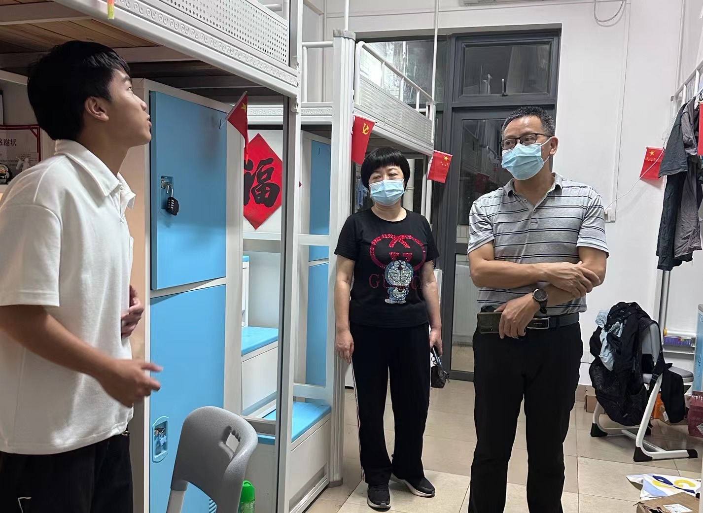 AC09B8241EB2A2C36C831826D44_E8C9B4CF_518DE