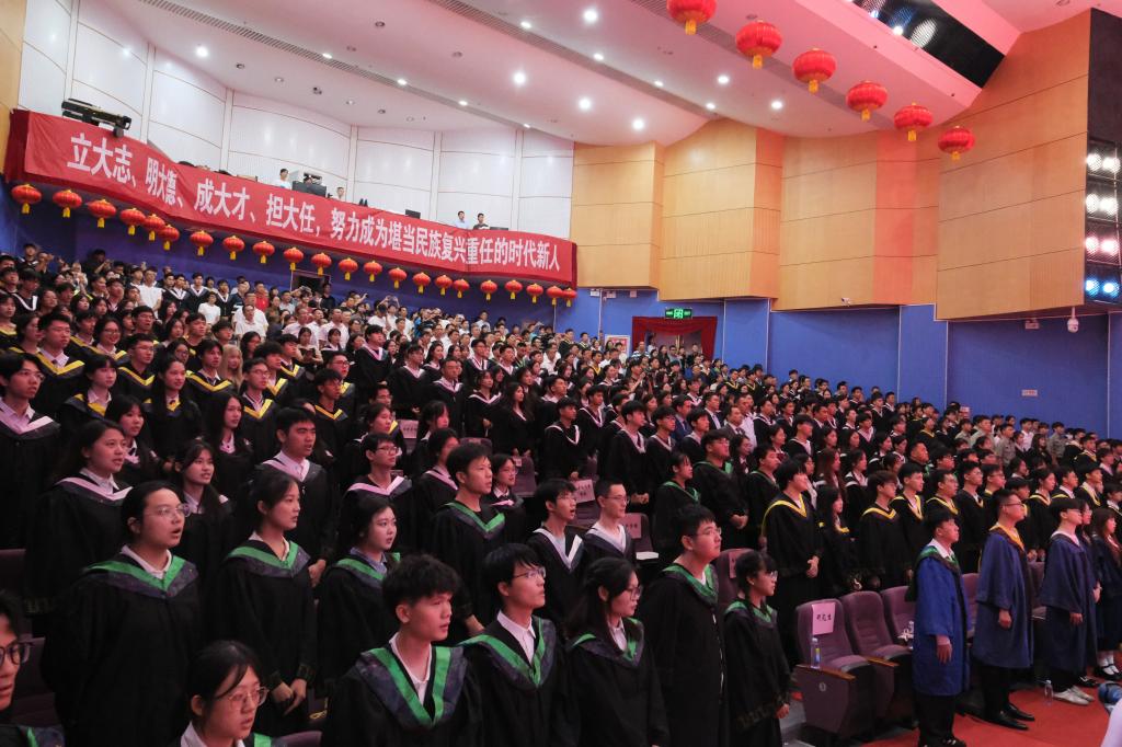 B9203F149B5C8ECC9B01ED486C8_8C4A5017_1C062