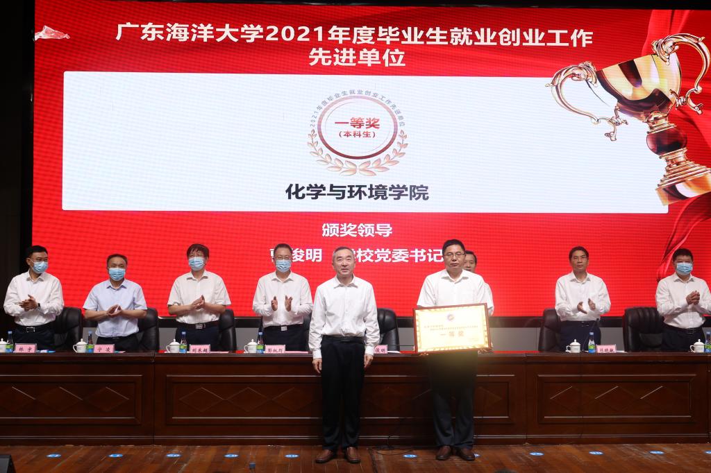 1196FB65AADD85F3AD4DB5FCB69_DD3626A0_1AD7F 1196FB65AADD85F3AD4DB5FCB69_DD3626A0_1AD7F