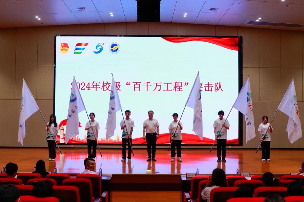 6D12B8A6C3EFAABD03A9DBF6A53_92964D01_15656