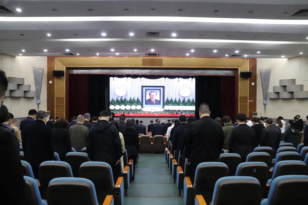 43C1065100E5ABD7525FC486CFE_695C00C2_13F95 43C1065100E5ABD7525FC486CFE_695C00C2_13F95