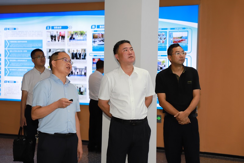 335E44980F82B55E0354C6B8F35_492DF433_1D93A 335E44980F82B55E0354C6B8F35_492DF433_1D93A