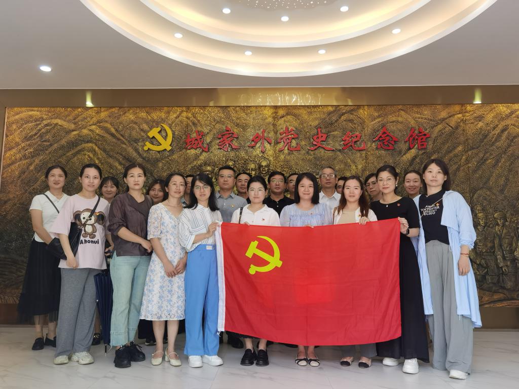 5F5E8E22DBD823432286C2BAB6B_BCF00BC5_1DF49