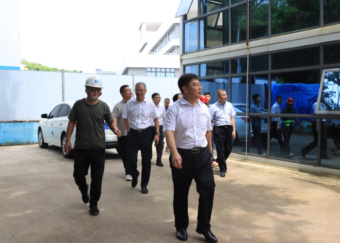 15A150F586A2E4BFA4BE79EA8B8_E54DFAF6_18D53