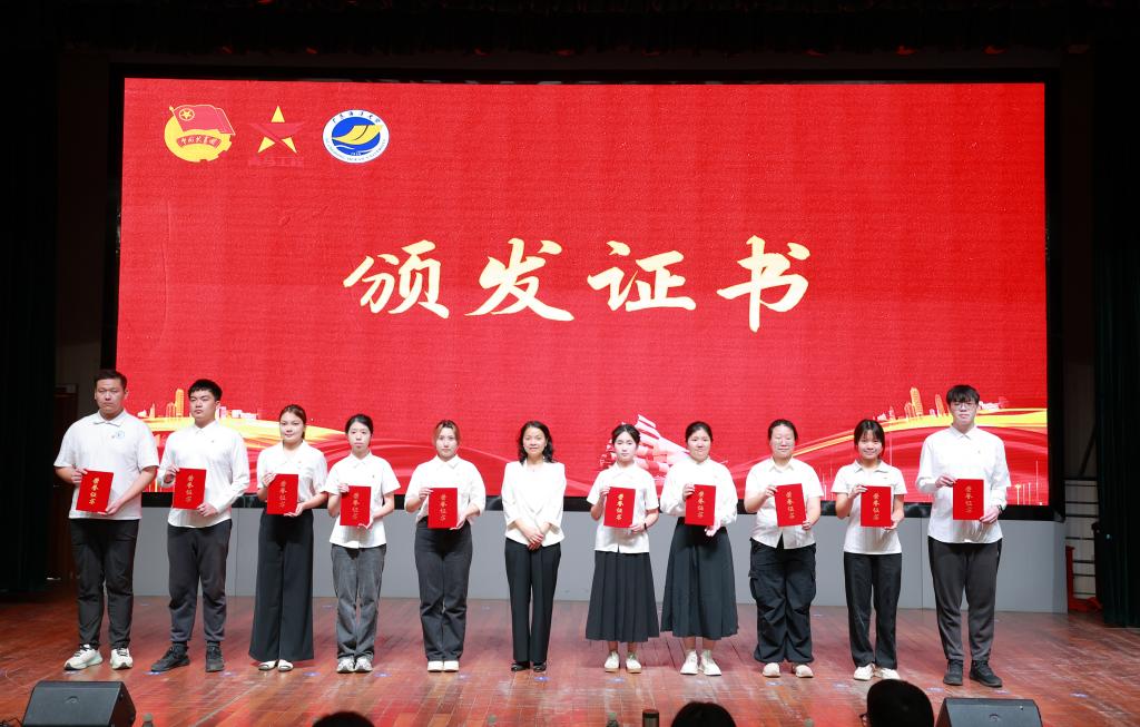 1EE174E8182C4185428F1123235_19F75271_1891D 1EE174E8182C4185428F1123235_19F75271_1891D