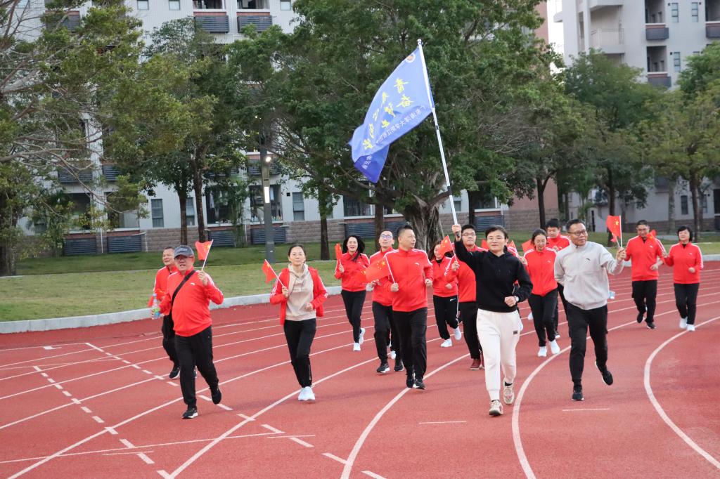 4D919780CFA056DE93D87C2270F_9D9D0F8B_21B24