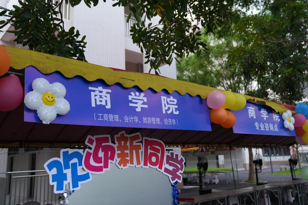 BA69F2B84D07E1A798E33A0E561_93F013BB_1BB1C