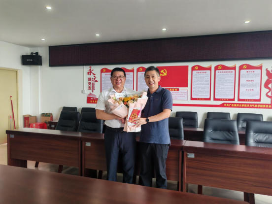 E2F73EBE52F3B5678C73D3403BB_E66A92D9_DFA72