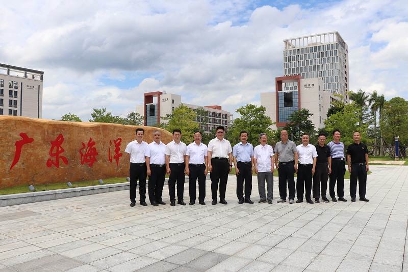 69B8C32F3B21F755359756A38E5_15AEBBBC_300F5