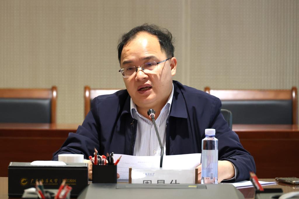 7FCC3851BBFE684BD362B913495_EB21AB0C_F5B1