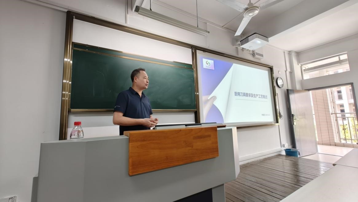 A5E355B569E2C108A5BFFAFE658_28654AF5_182DD