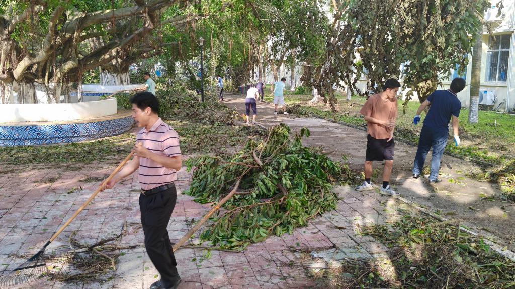 6320FB7B700F0FABCD1A573BD97_F6AA3C60_2B415