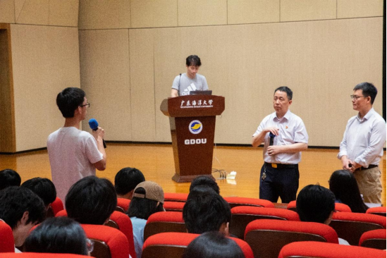 919BEAD0BF706E0CAFB49EDFE09_1A4FDD6D_56234