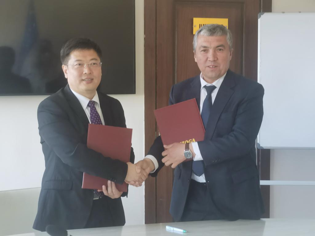 D3957253004A59A286CB011ED4C_6B4ECE40_B70E