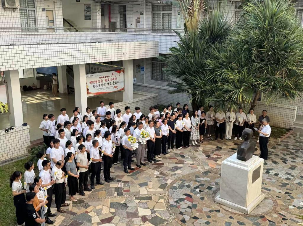 6E47FB42C400E1BDA9A2007F223_D46FE542_3070A 6E47FB42C400E1BDA9A2007F223_D46FE542_3070A