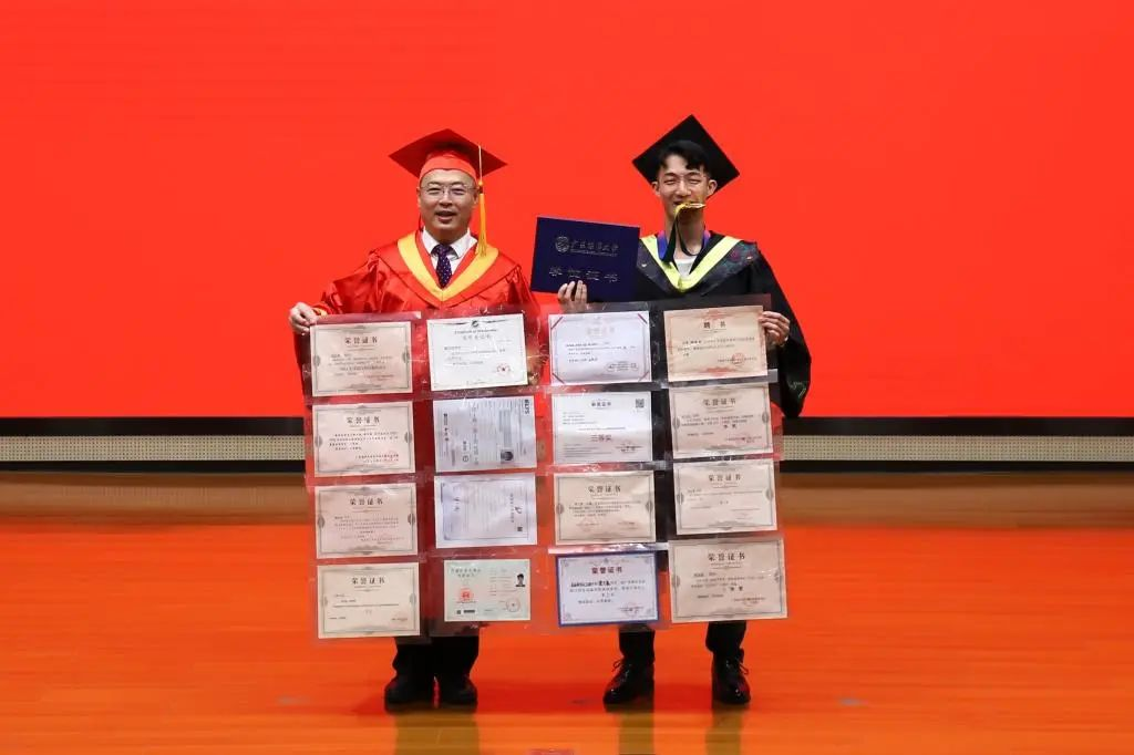 3C18638FF48D9A86340EF2573FA_76D585FA_6F846