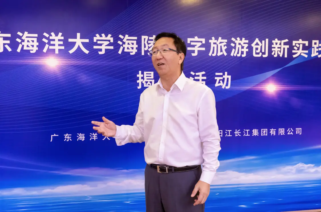 12611FFF83DAE6FB50FD401A4EB_CE7B561E_BDFAA