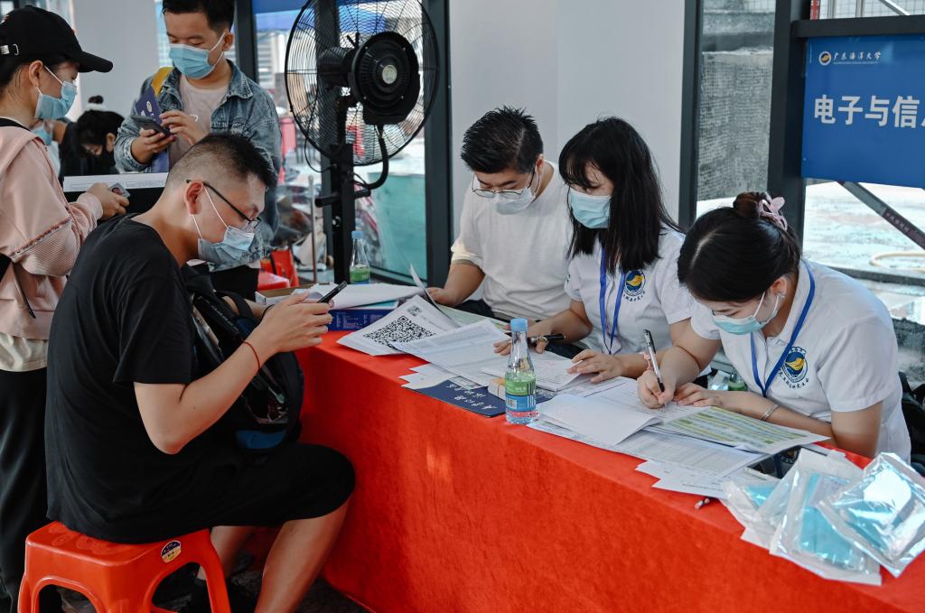 7FB80284A606C8035A0239FFD85_BBF3C6AE_19D9F 7FB80284A606C8035A0239FFD85_BBF3C6AE_19D9F