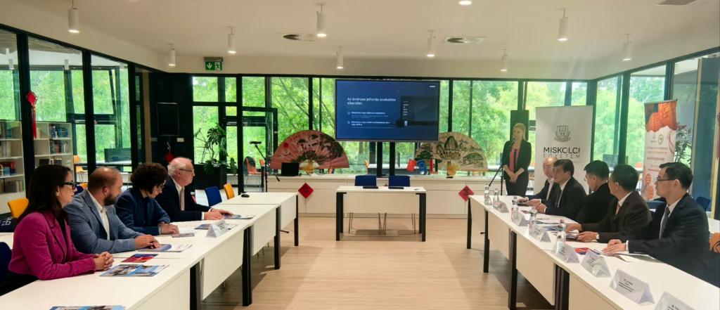 789D3CA03D72E2C6E47E7B5572A_6AE1C450_12051 789D3CA03D72E2C6E47E7B5572A_6AE1C450_12051