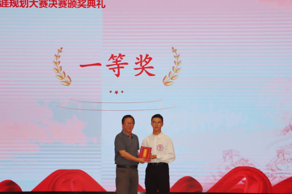 725435F99FE9596821FDF0E736E_9982AE43_C8B8