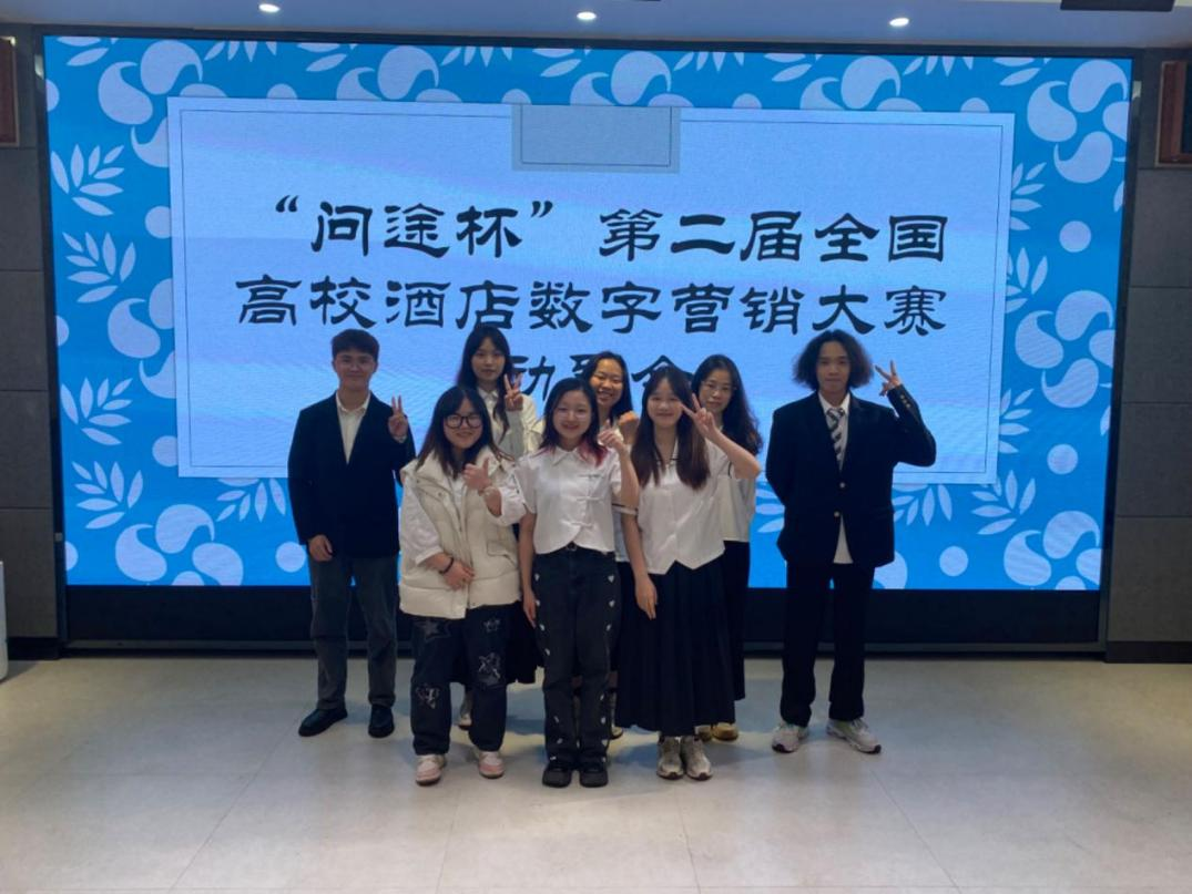 F1E811C125475EA6F26DCD0D7A0_C5292ABF_D80D9