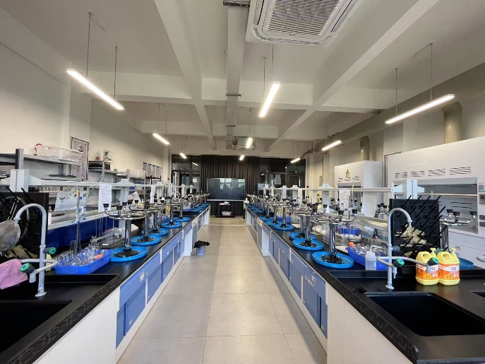 8A5895D1680F14AB66DE6DD9AF1_05247AD9_737EC