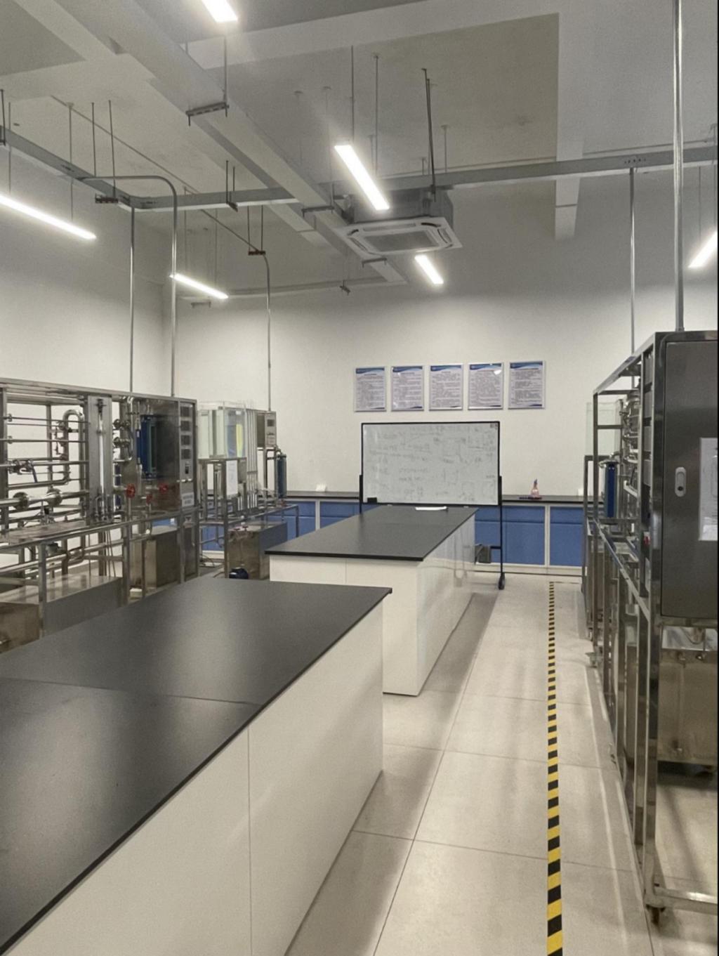 148F37D0984A7A5505DF2DE3033_6F06EFED_2009B