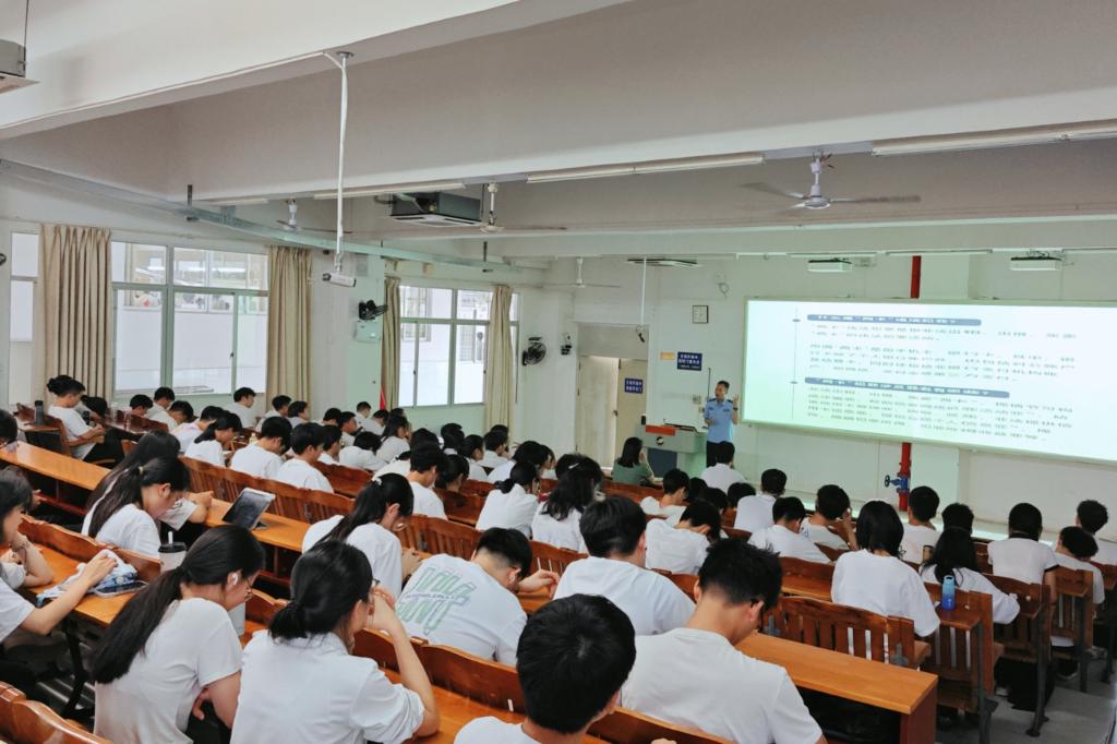 AF80553A1DA3005D52F37A908BB_63706A54_1641E