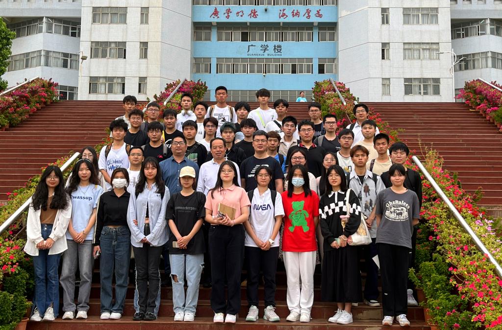 B6375CEF7264A1BE369896455FD_AC96B92E_29982