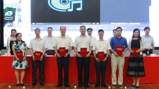 1536395577108861.jpg 8I3W82051.jpg