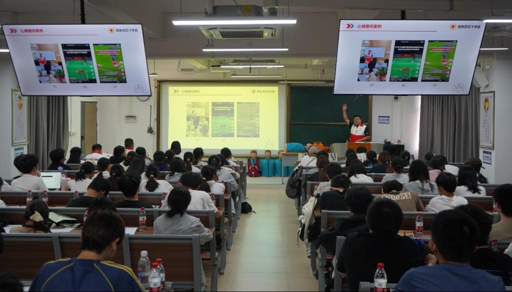 E2EBB2F3A140CA6825A7341CE0D_CEA0F750_14018