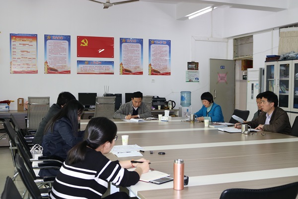 20180124-���󹤳�ѧԺ�򵼰��Ӻ͵�Ա�򵼸ɲ�2018����������Ļ� (5).jpg