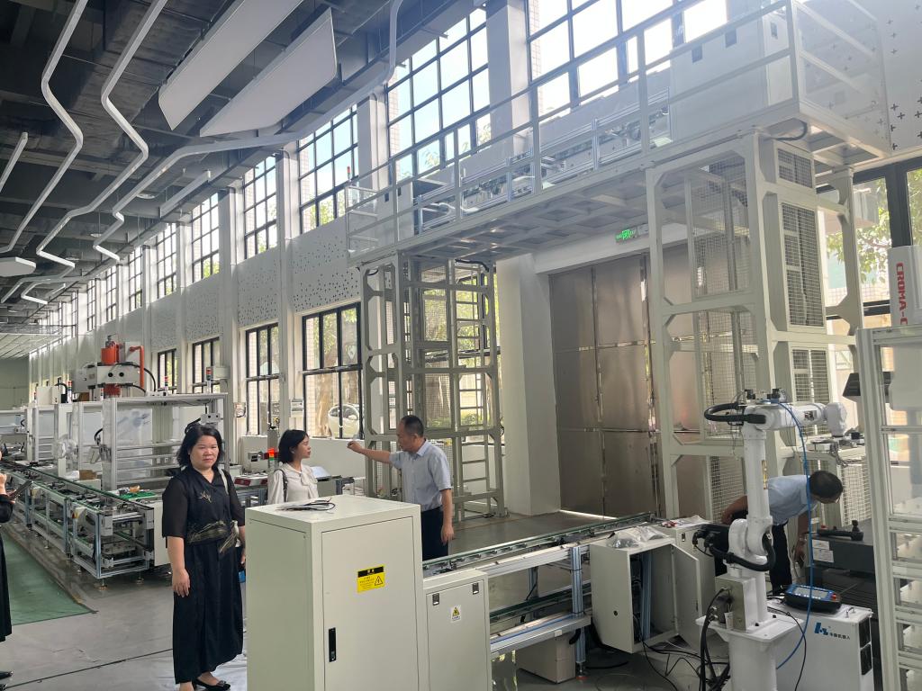 28076366C5B74756696154A060B_B4BE1E54_2215A