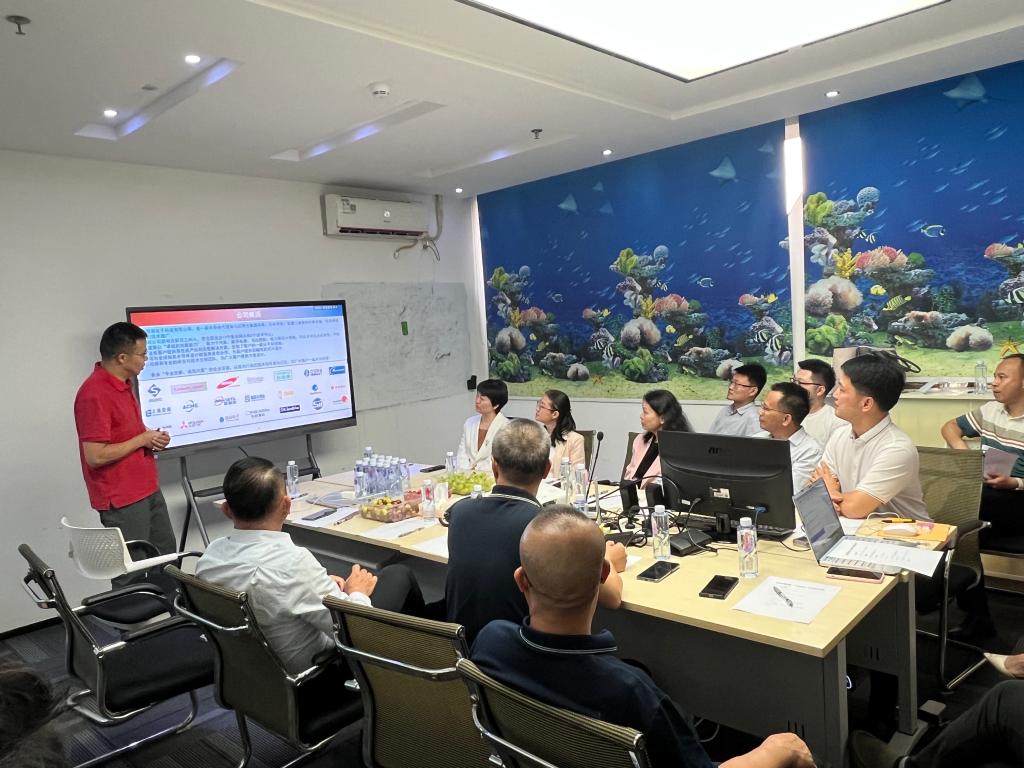 B9209691F3A7581062BBC5693D6_F6A9DB6E_1C119