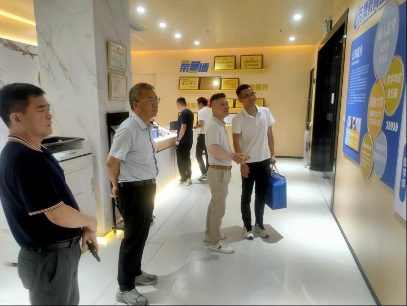 4C7AEC2B9115EFEA9CAF6E58D72_6EEEDACC_E242