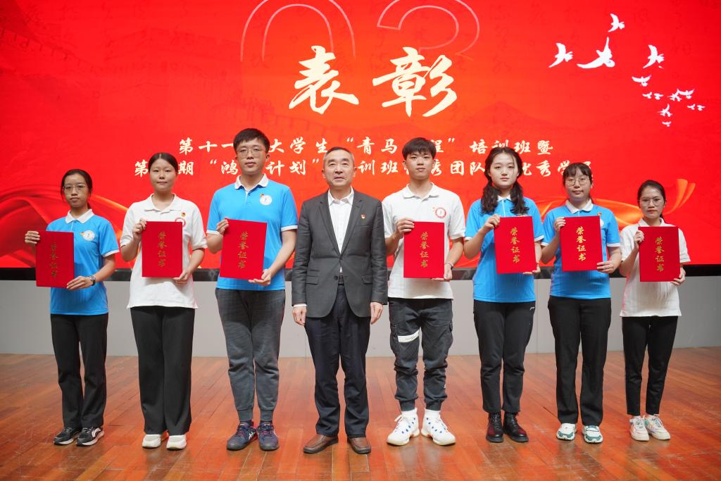 1910DEA12EE87D1ED5919A2CC25_35119767_18A6E