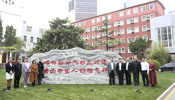 1779BB55BD40DBF52C2E965DAA7_80ACD6F5_45DFA