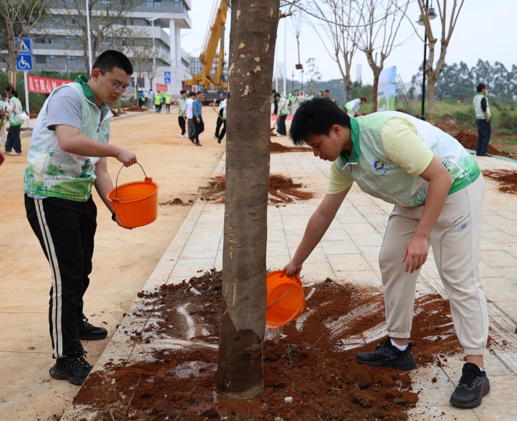 EC3D931A083EA67D880768F1C50_282912E0_24E98 EC3D931A083EA67D880768F1C50_282912E0_24E98