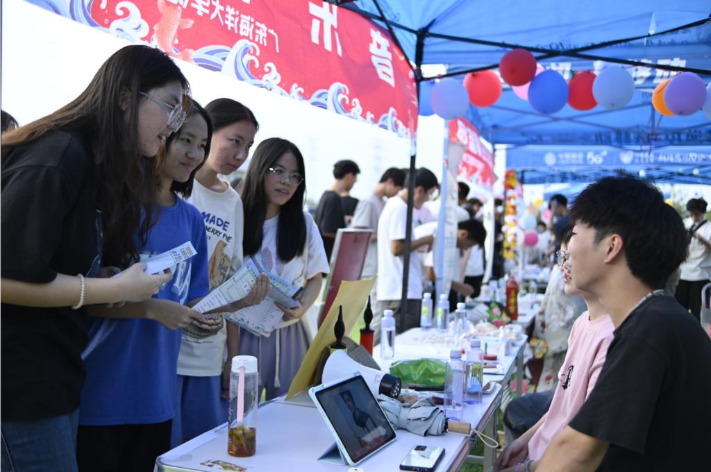 774903F46FDFB90FC11BF47E343_4BCC393A_17219