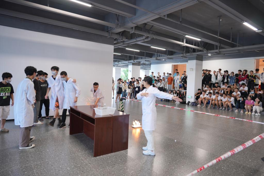 EE9DB987957DECDE052385894B3_FFFEC480_17FC9