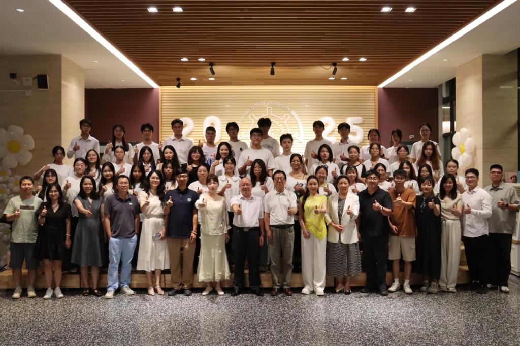 1E8EE894184DC265D2C4351C608_DE3B6148_1FD4C