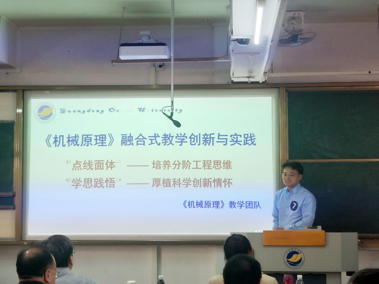 12048454938BADB74DB40E61436_39D0357D_C8337