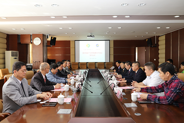 1542875607365296.jpg IMG_093611.jpg