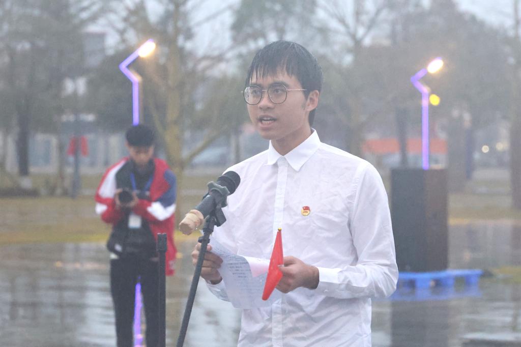 4EED3EDAE5055FC8B02268A8B62_59E24987_EAC6 4EED3EDAE5055FC8B02268A8B62_59E24987_EAC6