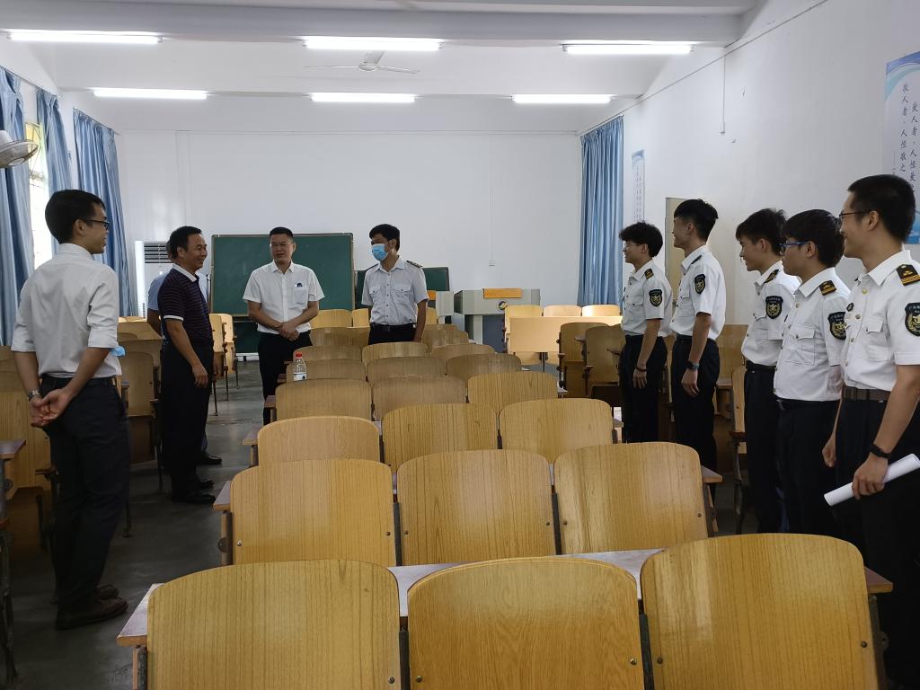 5CC201EFF81B6EEBE500F97FC69_3AC58B39_16B51