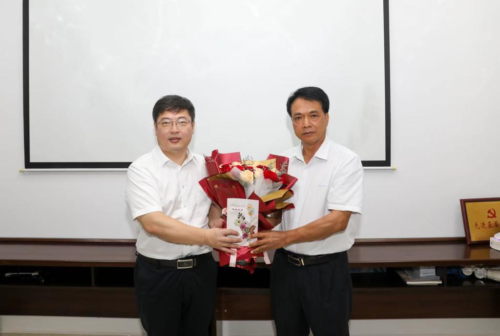 D0492D16FD25CEFCEB973C63472_013DB8DD_C25F